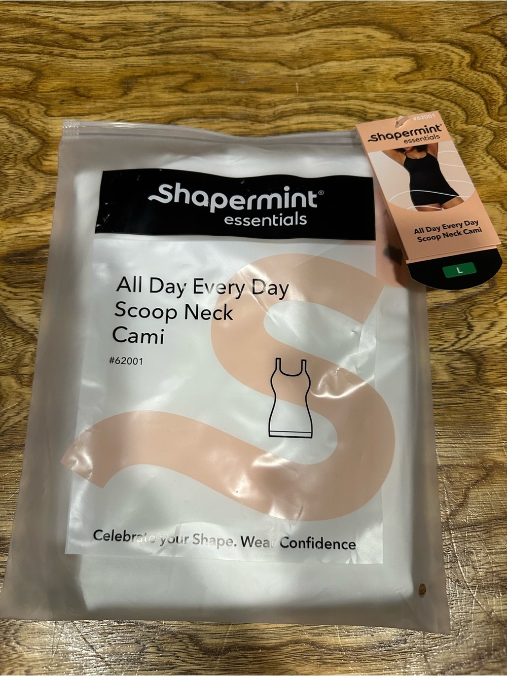 New Shapermint All Day Everyday Sccop Neck white Cami Sz L